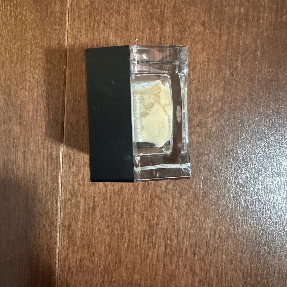 BYOD Be Your Own Desire- Matte Magic Loose Powder Translucent